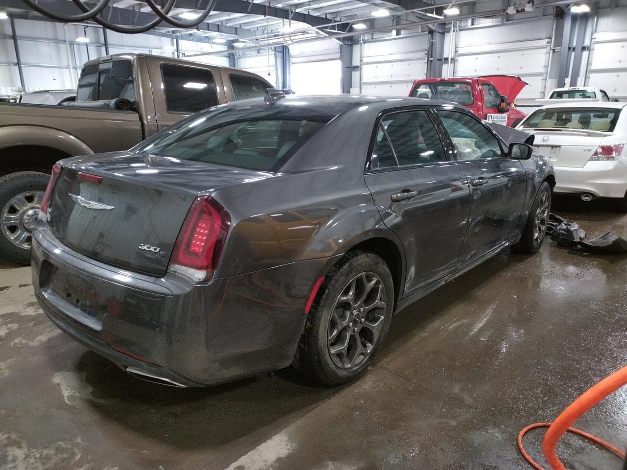 2018 Chrysler 300 300S Awd - foto 4