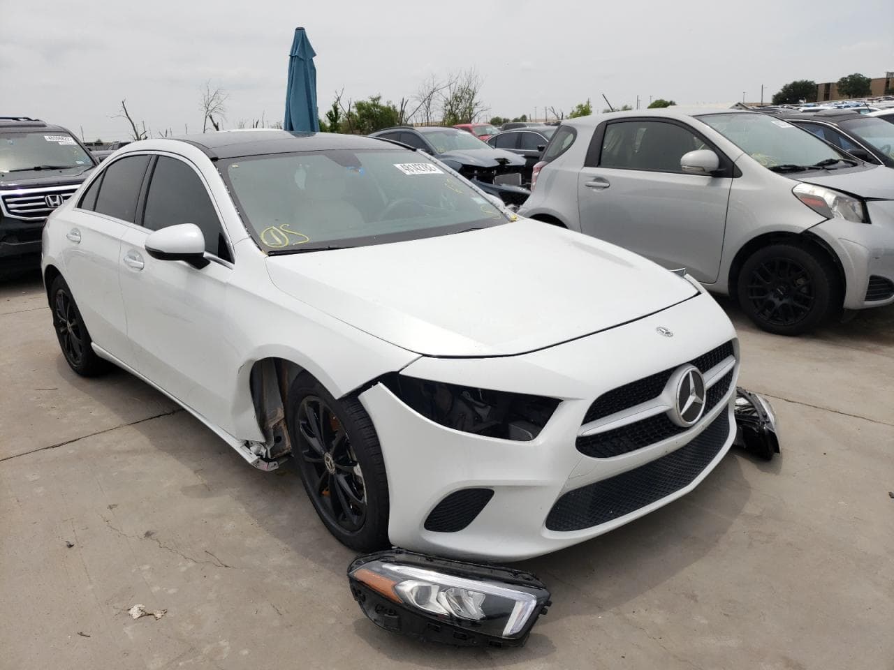 2020 Mercedes-Benz A 220 - foto 3