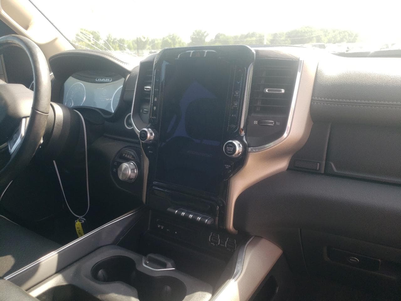2019 Ram 1500 Laramie - foto 2