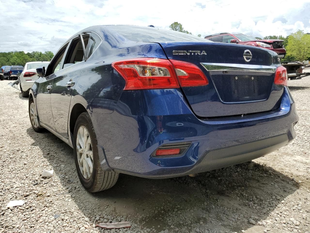 2019 Nissan Sentra S - foto 3