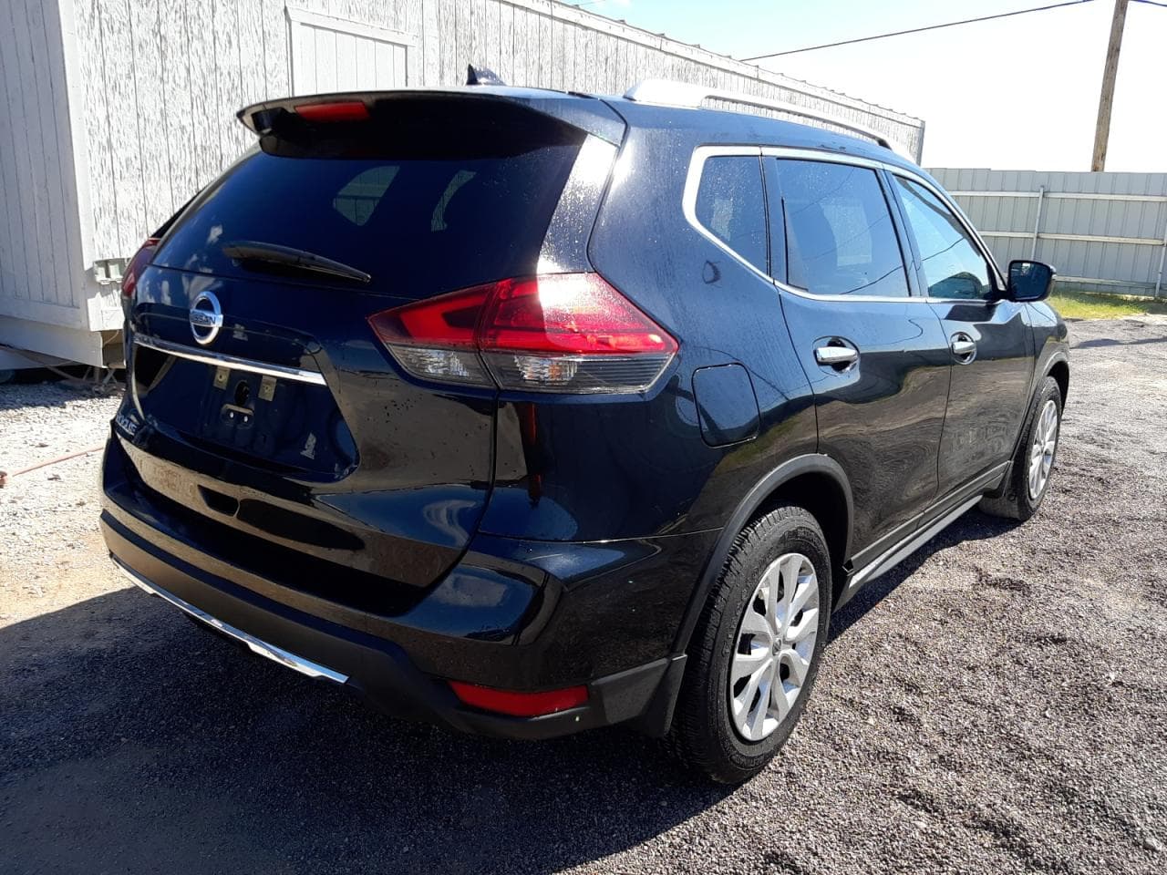 2017 Nissan Rogue S - foto 4