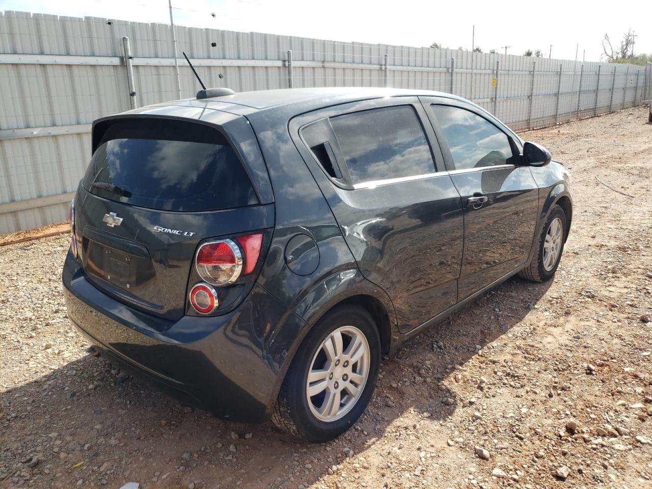 2015 Chevrolet Sonic Lt - foto 4
