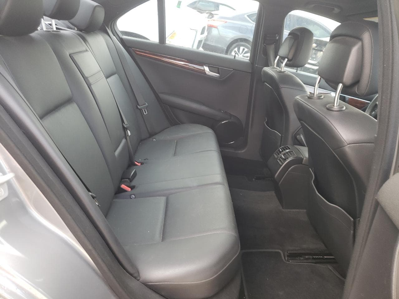 2010 Mercedes-Benz C-klasse z USA