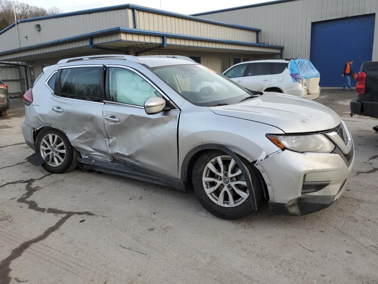 2020 Nissan Rogue S - foto 4