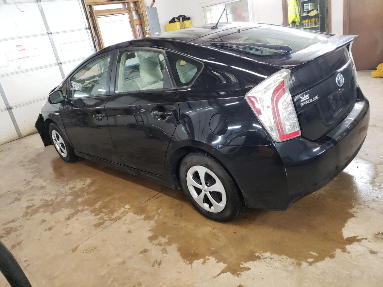 2012 Toyota Prius Two - foto 2