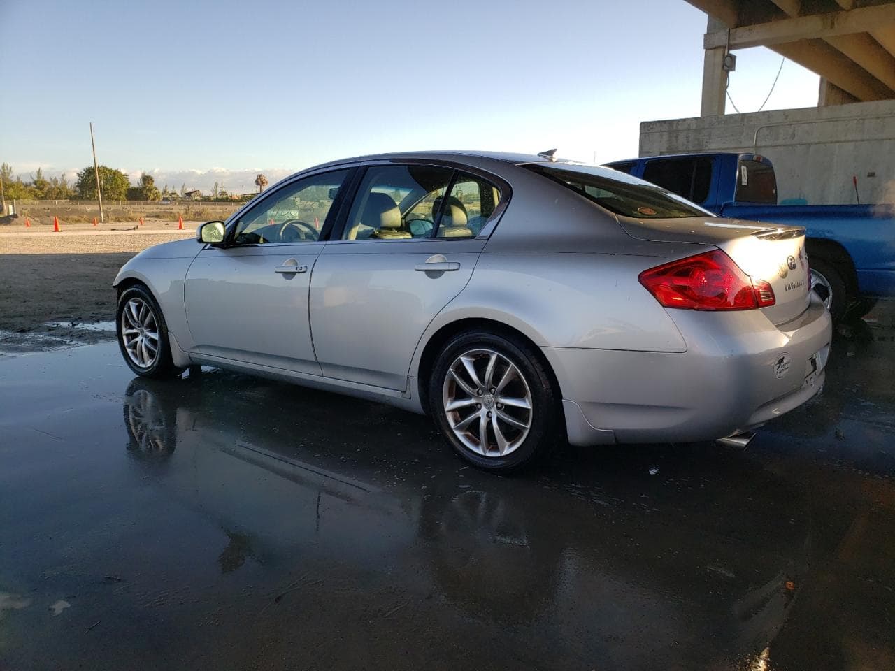 2008 Infiniti G35 - foto 2