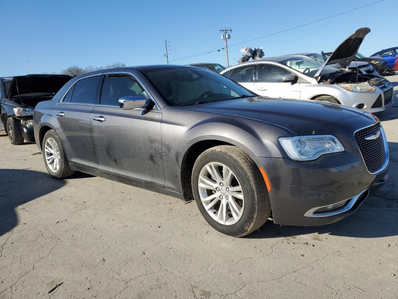 2016 Chrysler 300C - foto 4