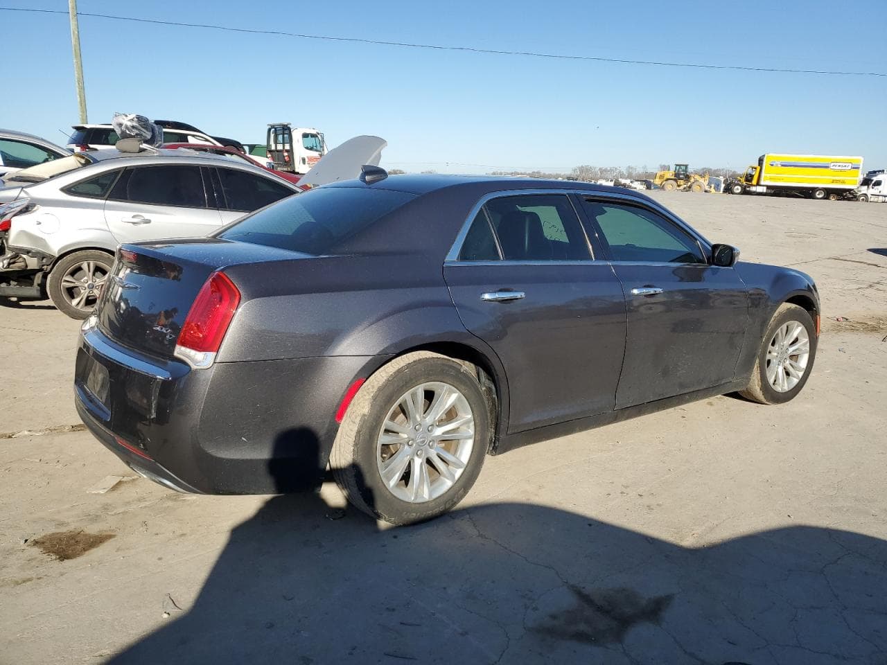 2016 Chrysler 300C - foto 3