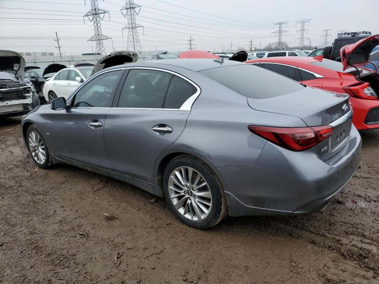2019 Infiniti Q50 Luxe - foto 2