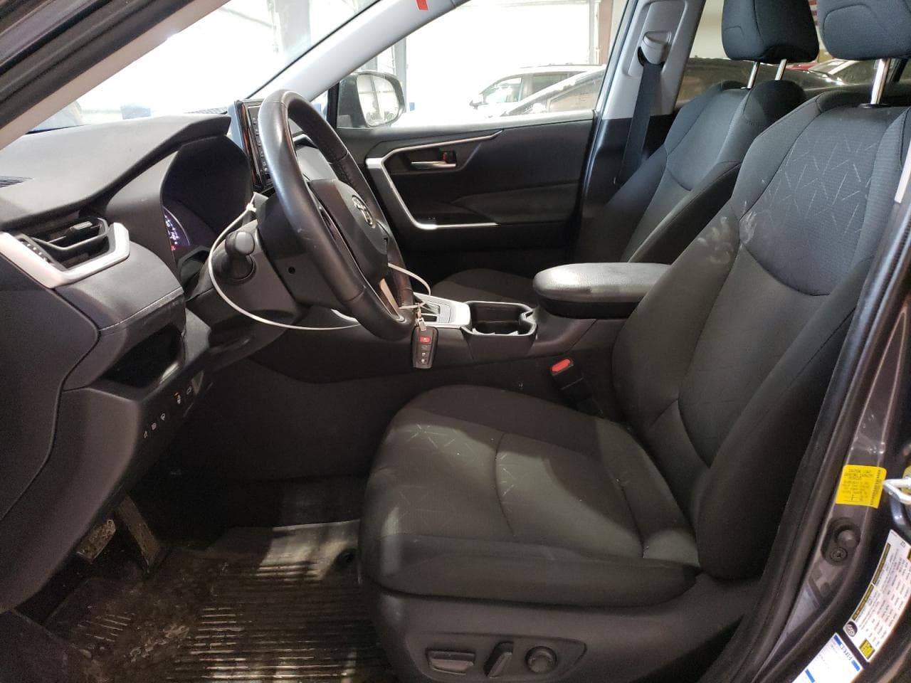 2021 Toyota Rav4 Xle - foto 2