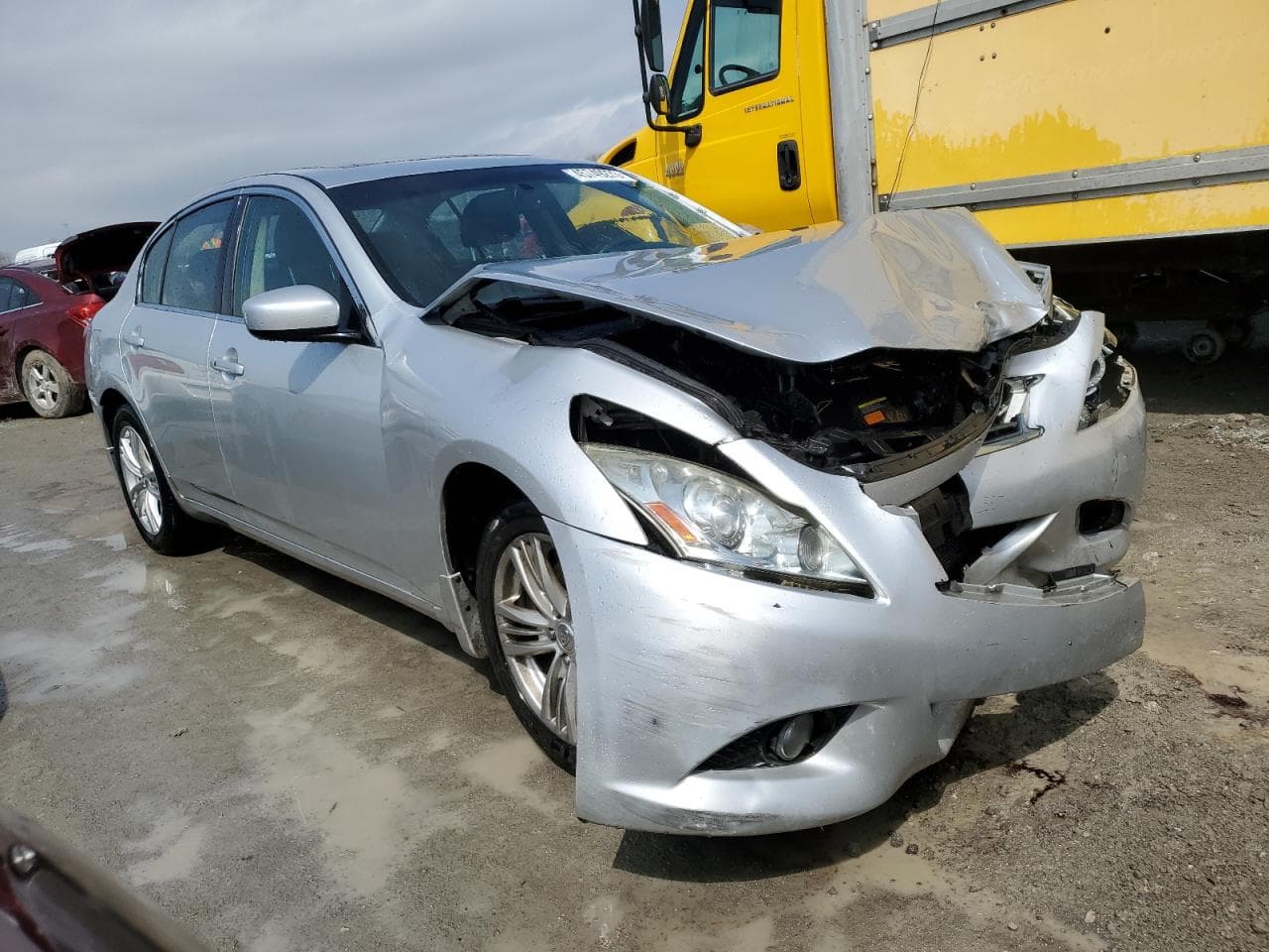 2011 Infiniti G25 - foto 4