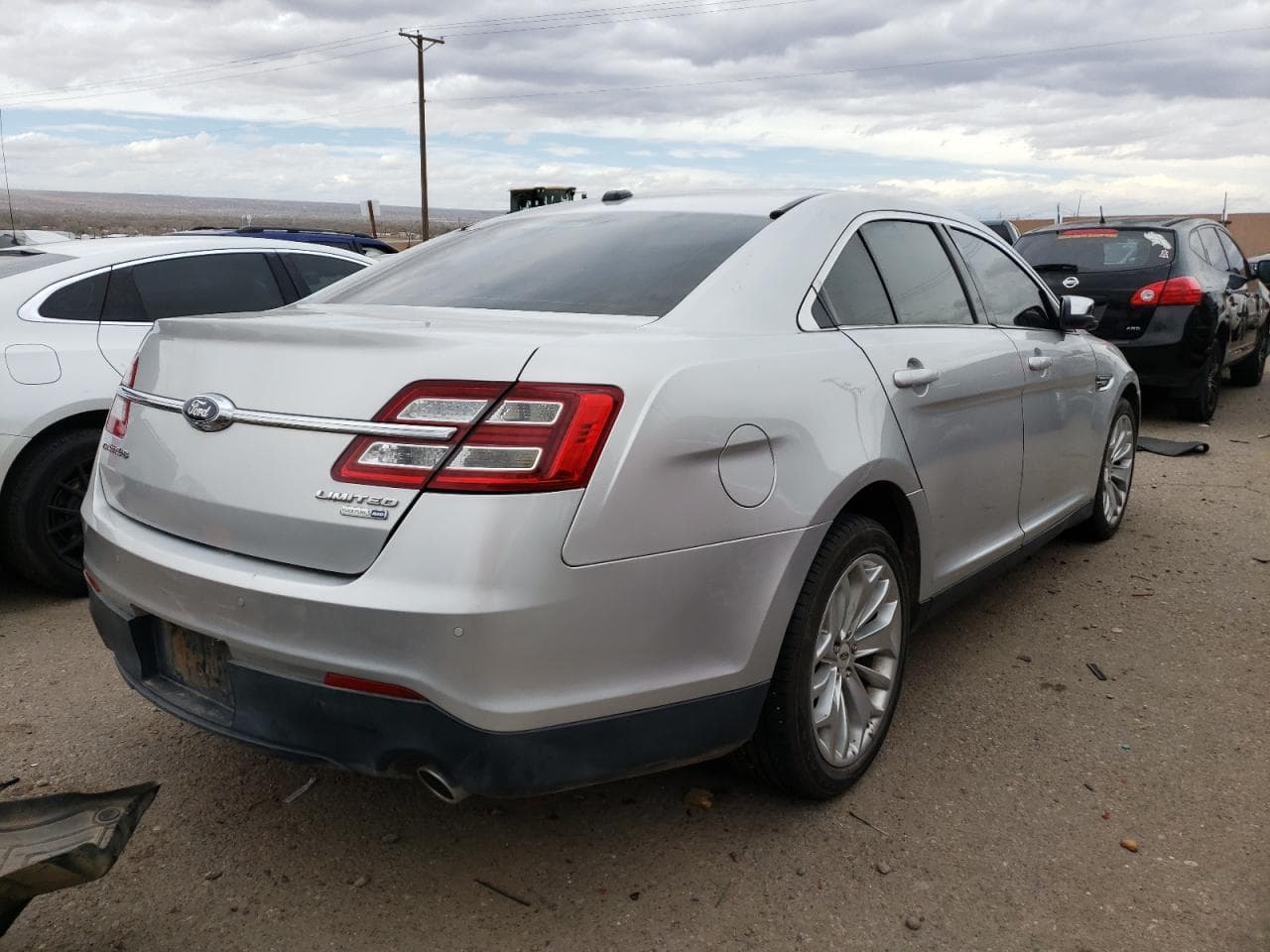 2015 Ford Taurus Limited - foto 3
