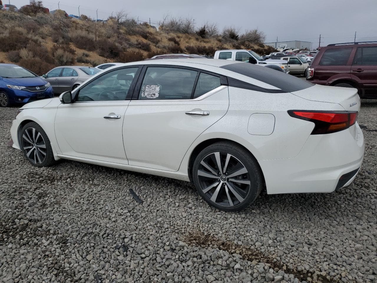 2020 Nissan Altima Platinum - foto 2