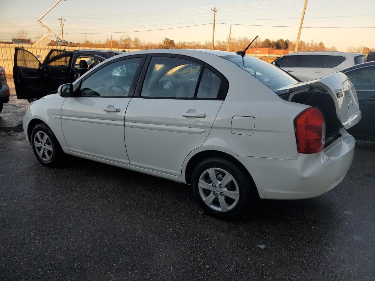 2010 Hyundai Accent Gls - foto 2
