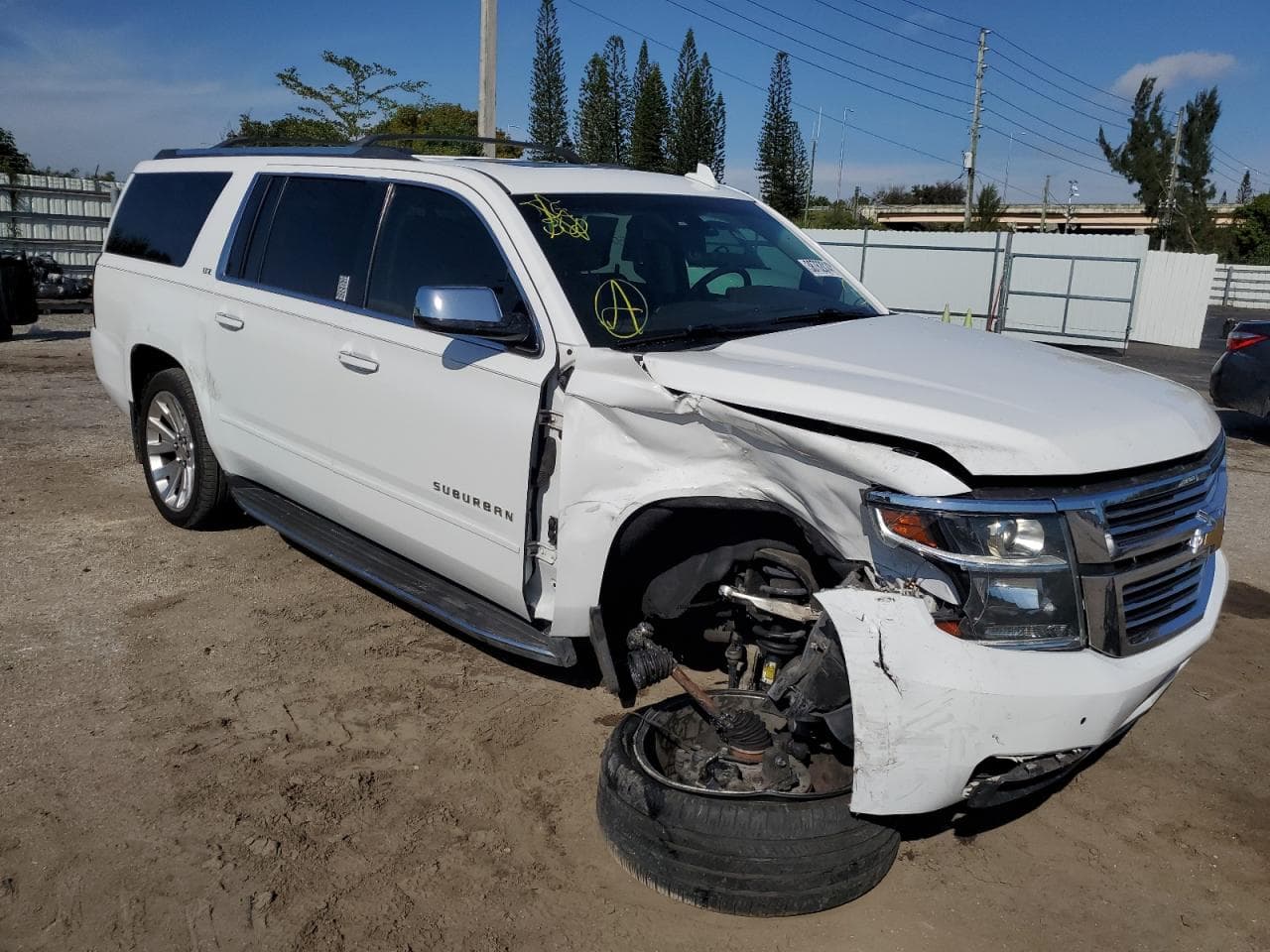 2015 Chevrolet Suburban 1500 Ltz - foto 4