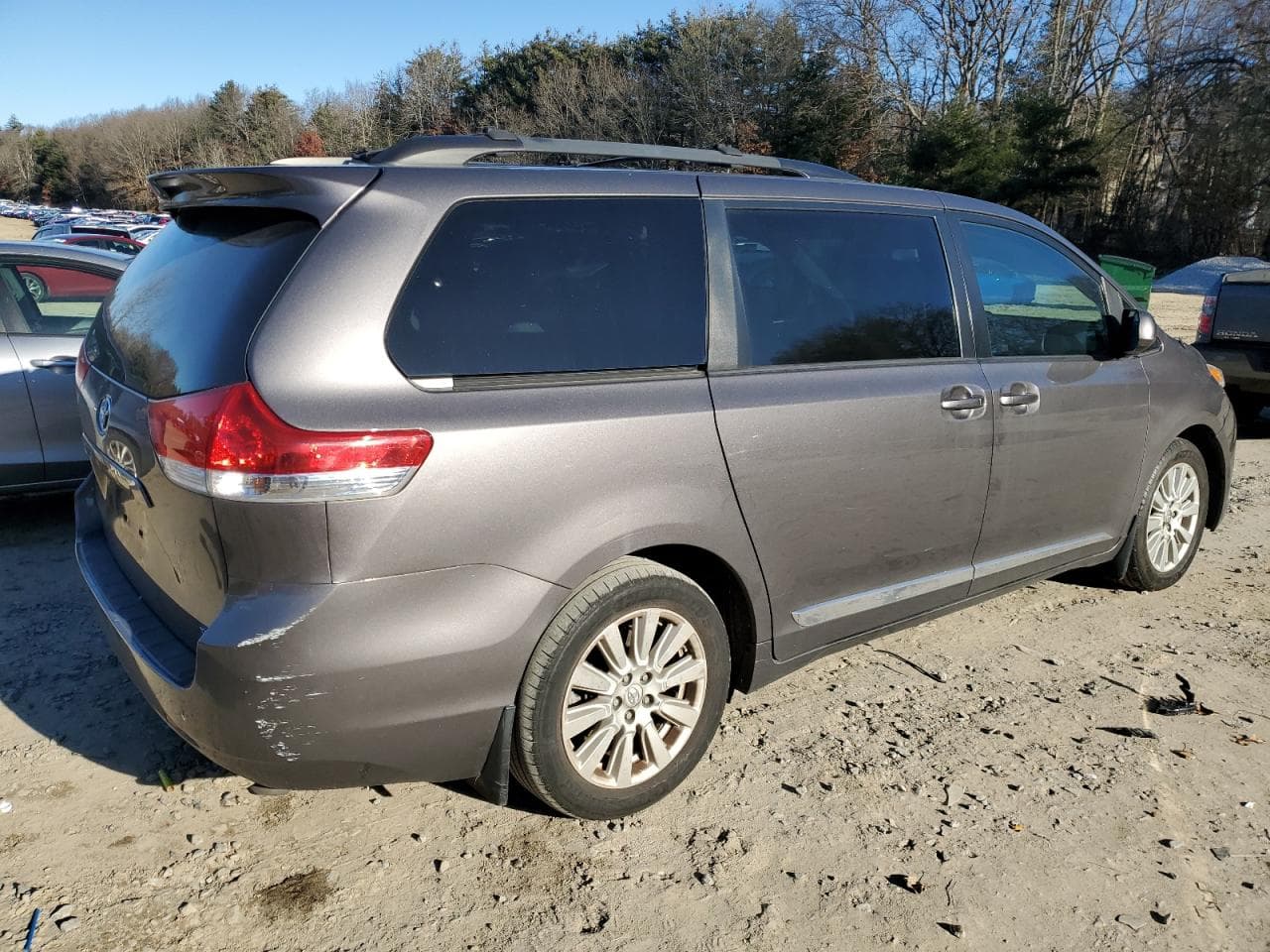 2013 Toyota Sienna Xle - foto 3