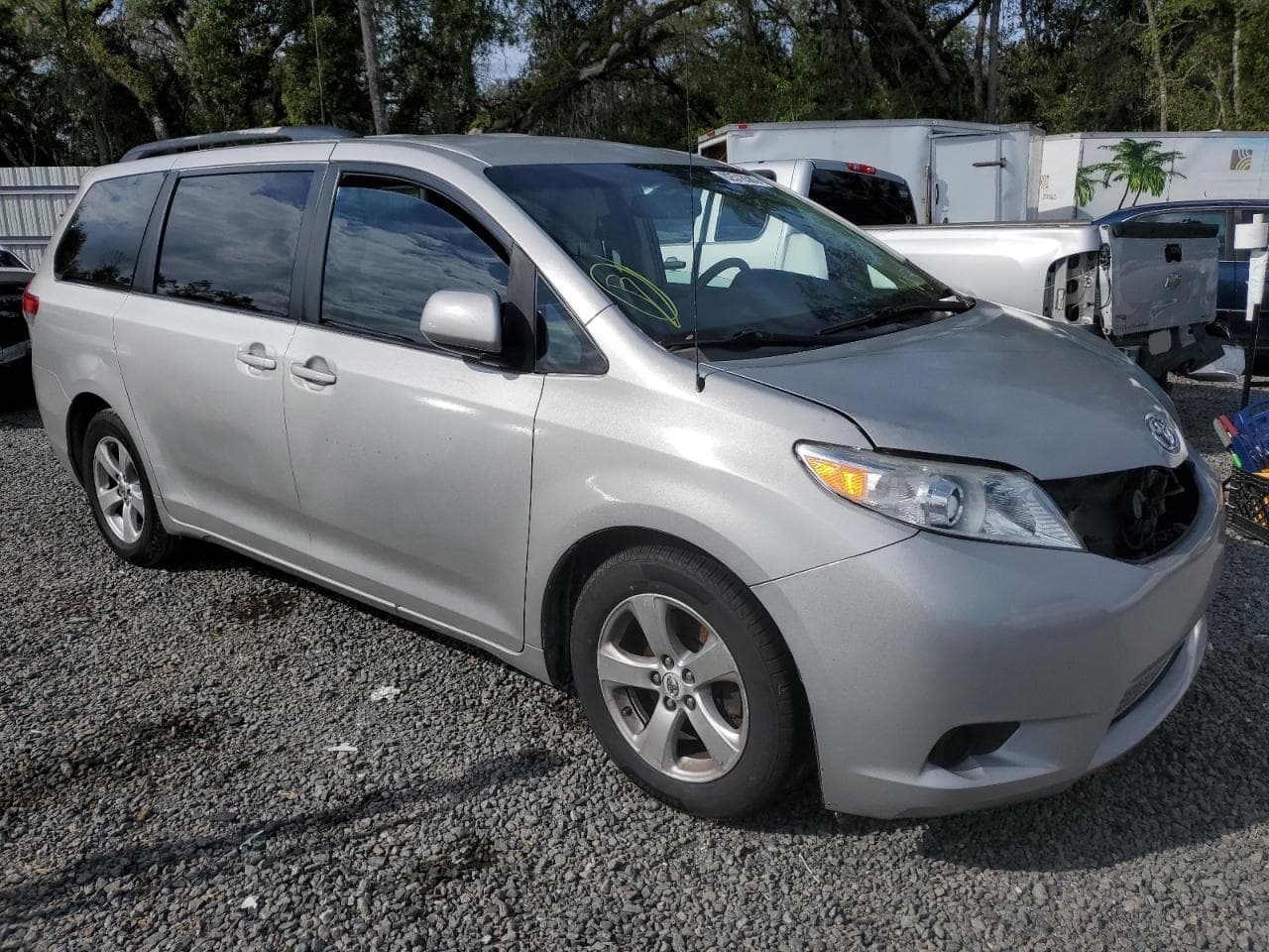 2013 Toyota Sienna Le - foto 4
