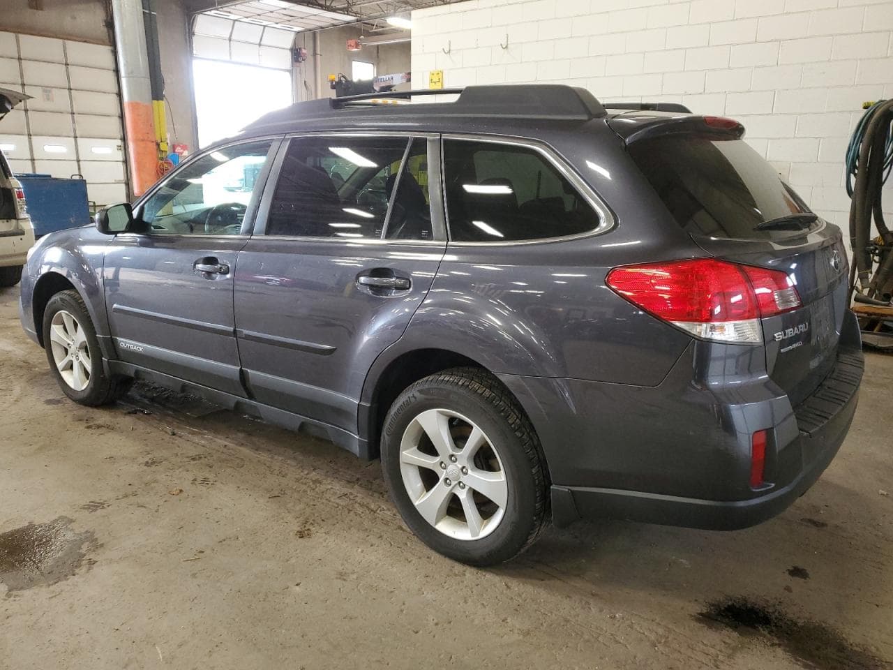 2013 Subaru Outback 2.5I Premium - foto 3