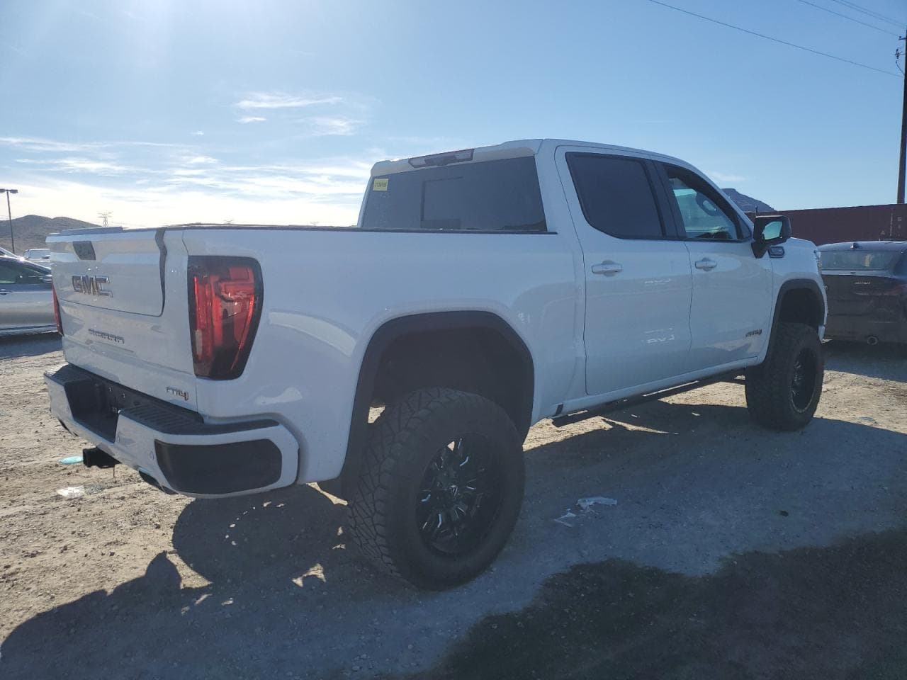 2022 GMC Sierra Limited K1500 At4 - foto 3
