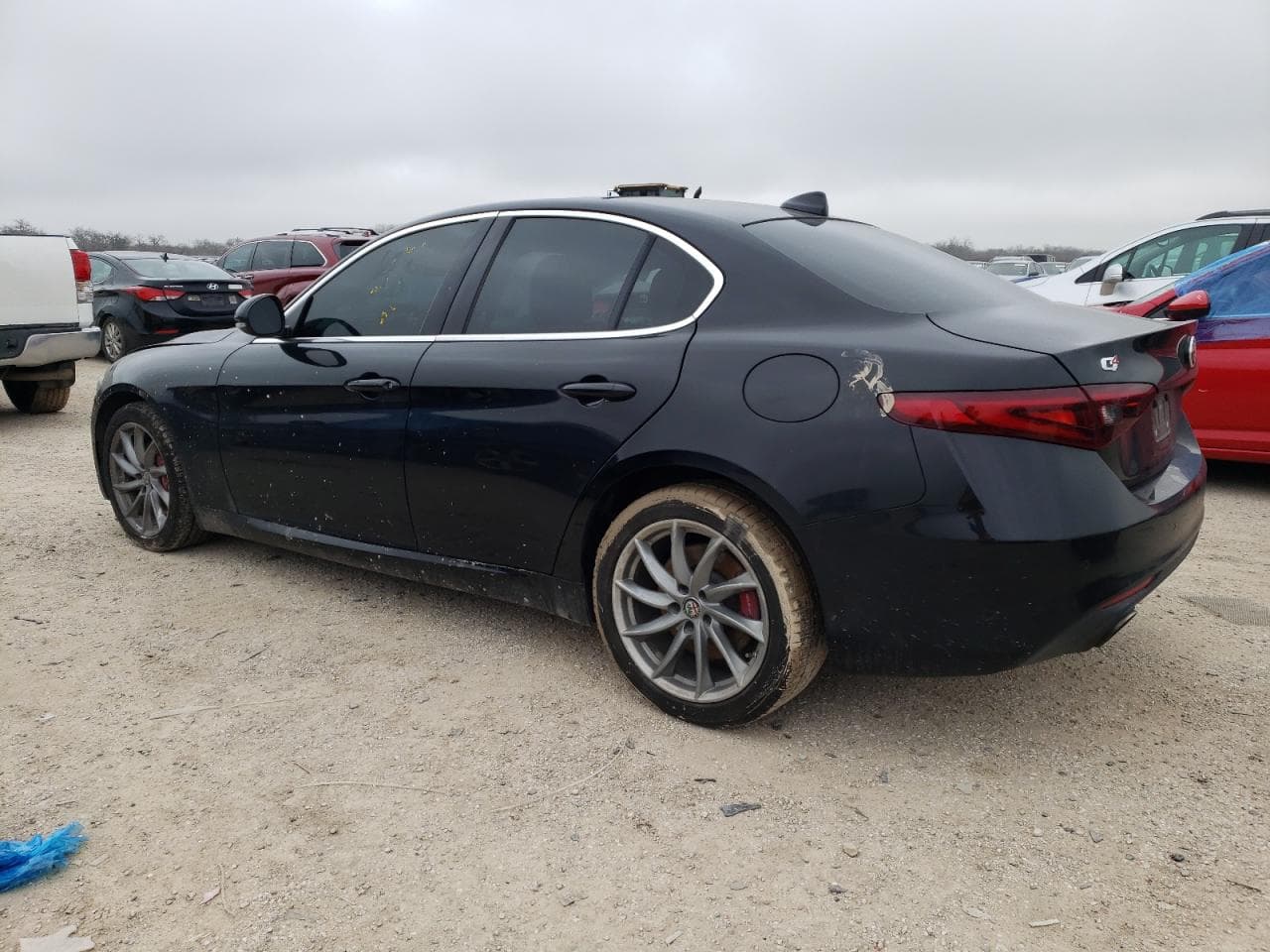 2019 Alfa Romeo Giulia - foto 2