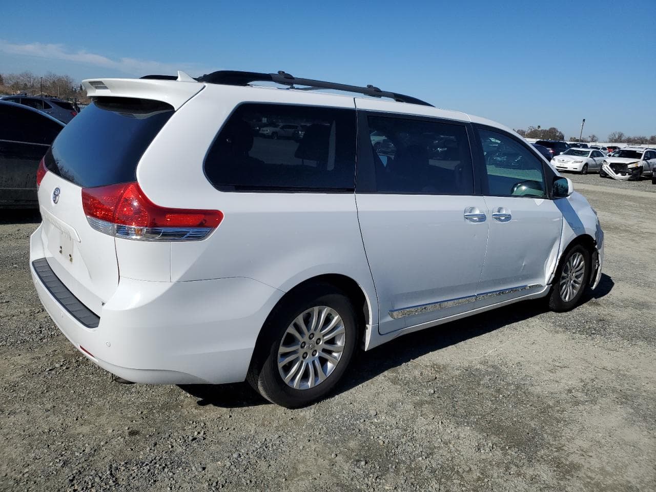 2013 Toyota Sienna Xle - foto 3