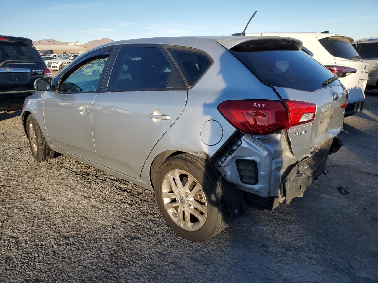 2012 Kia Forte Ex - foto 2