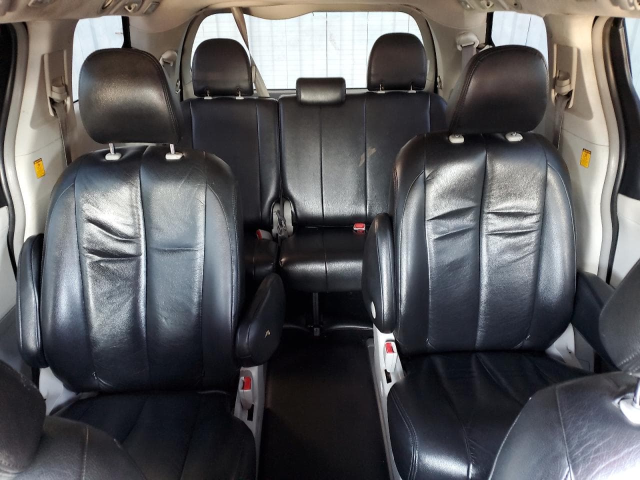 2013 Toyota Sienna - foto 3