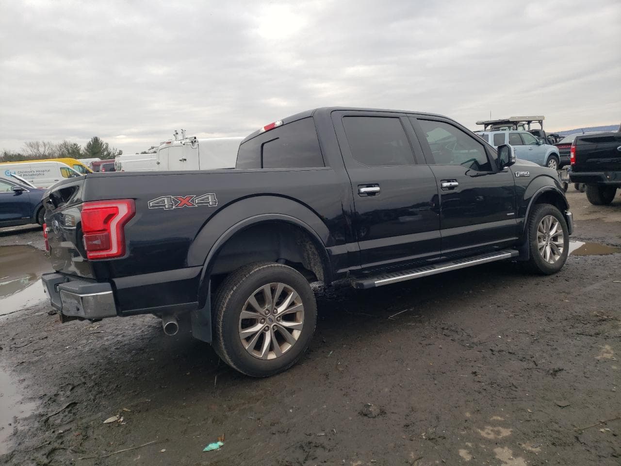 2017 Ford F-150 Lariat - foto 3
