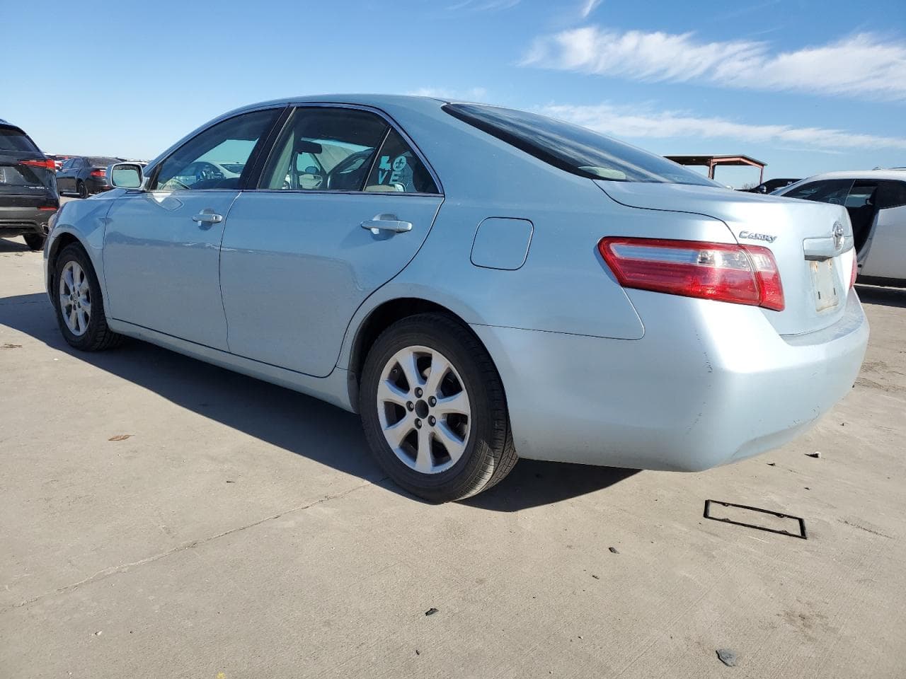 2009 Toyota Camry Le - foto 2