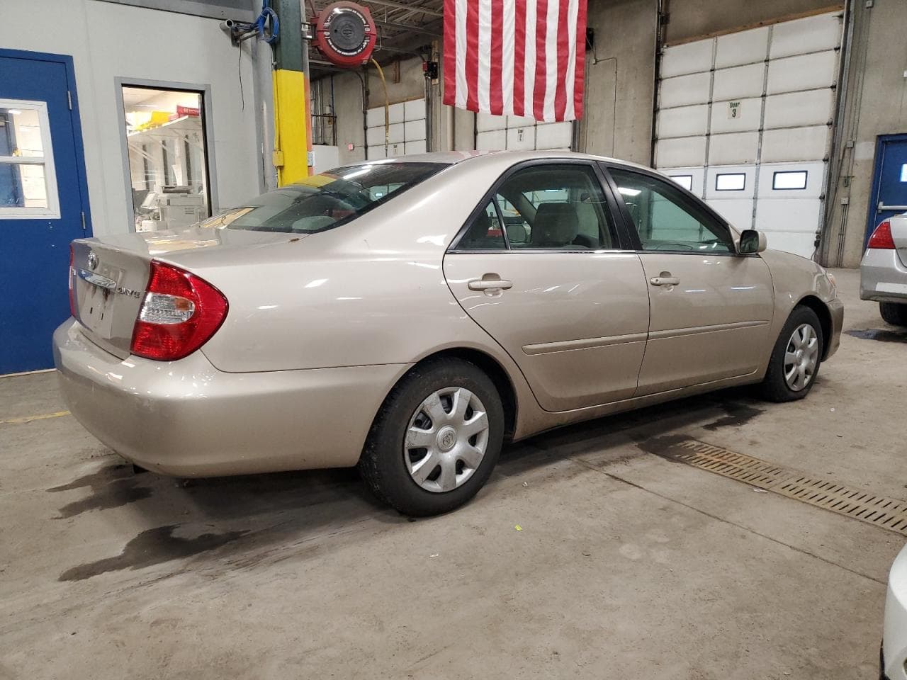 2004 Toyota Camry Le - foto 3