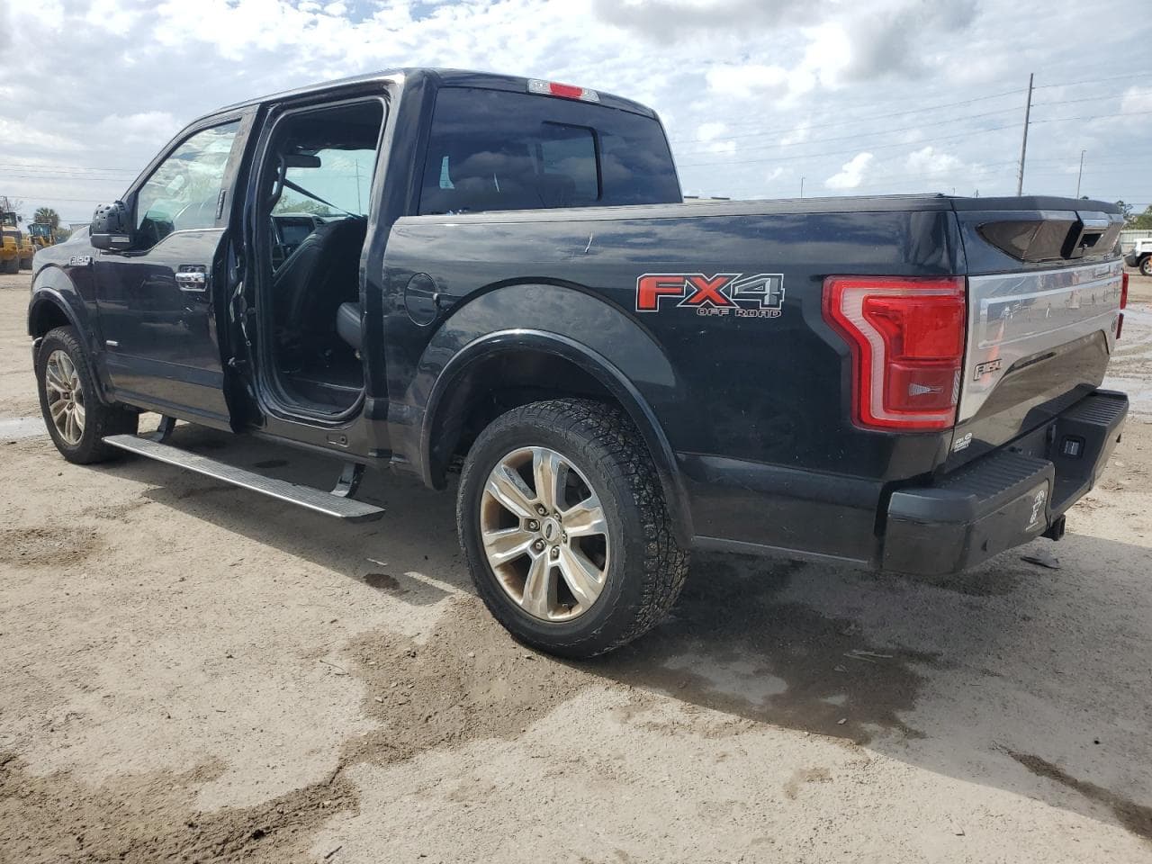 2016 Ford F-150 Platinum - foto 2