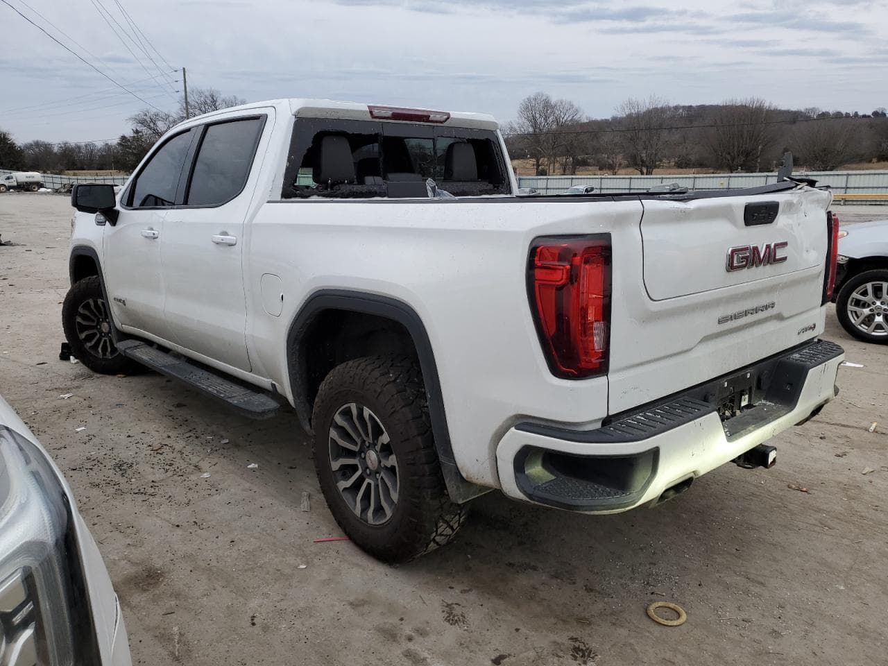 2020 GMC Sierra K1500 At4 - foto 2