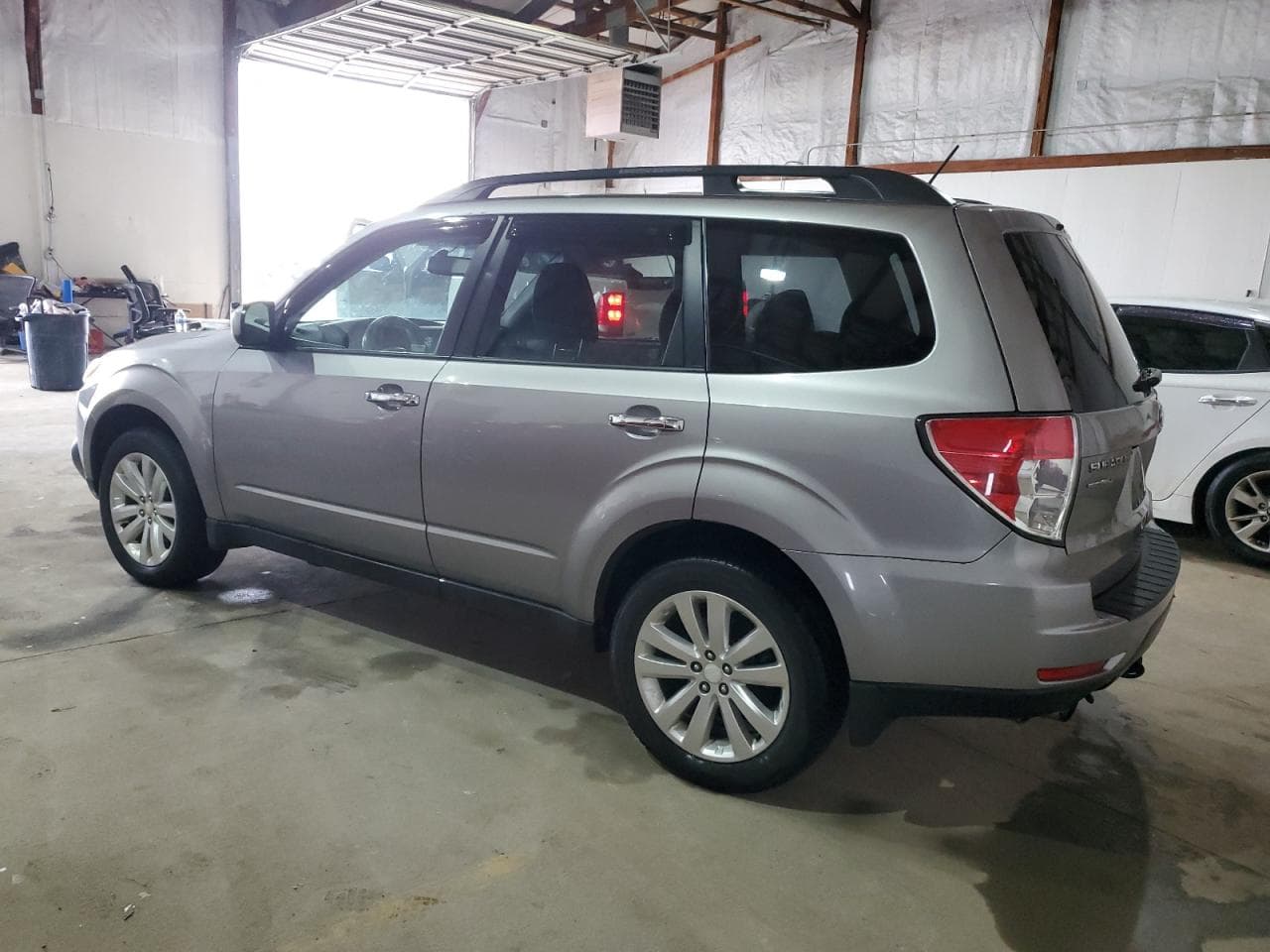 2011 Subaru Forester Limited - foto 2