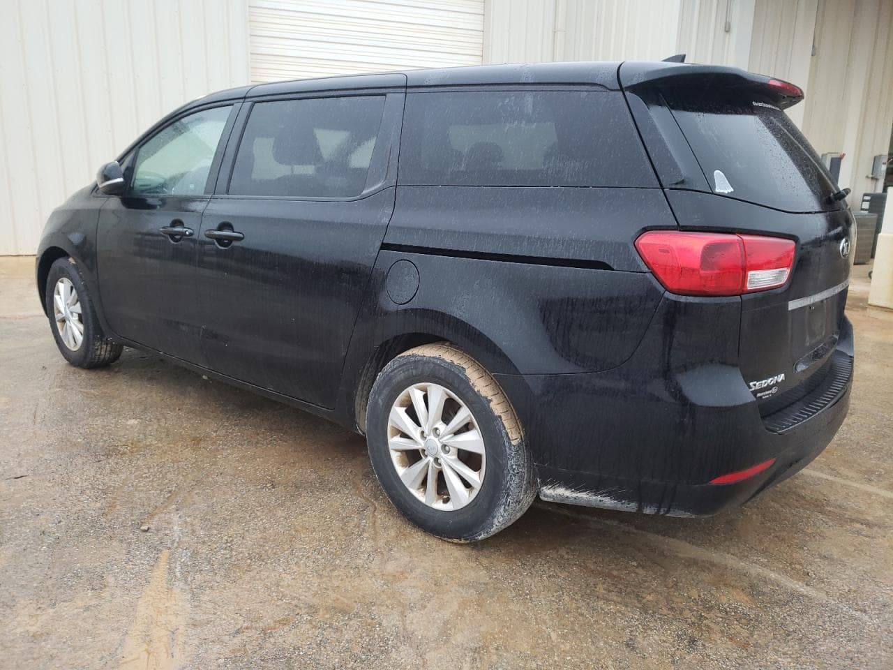 2017 Kia Sedona Lx - foto 2