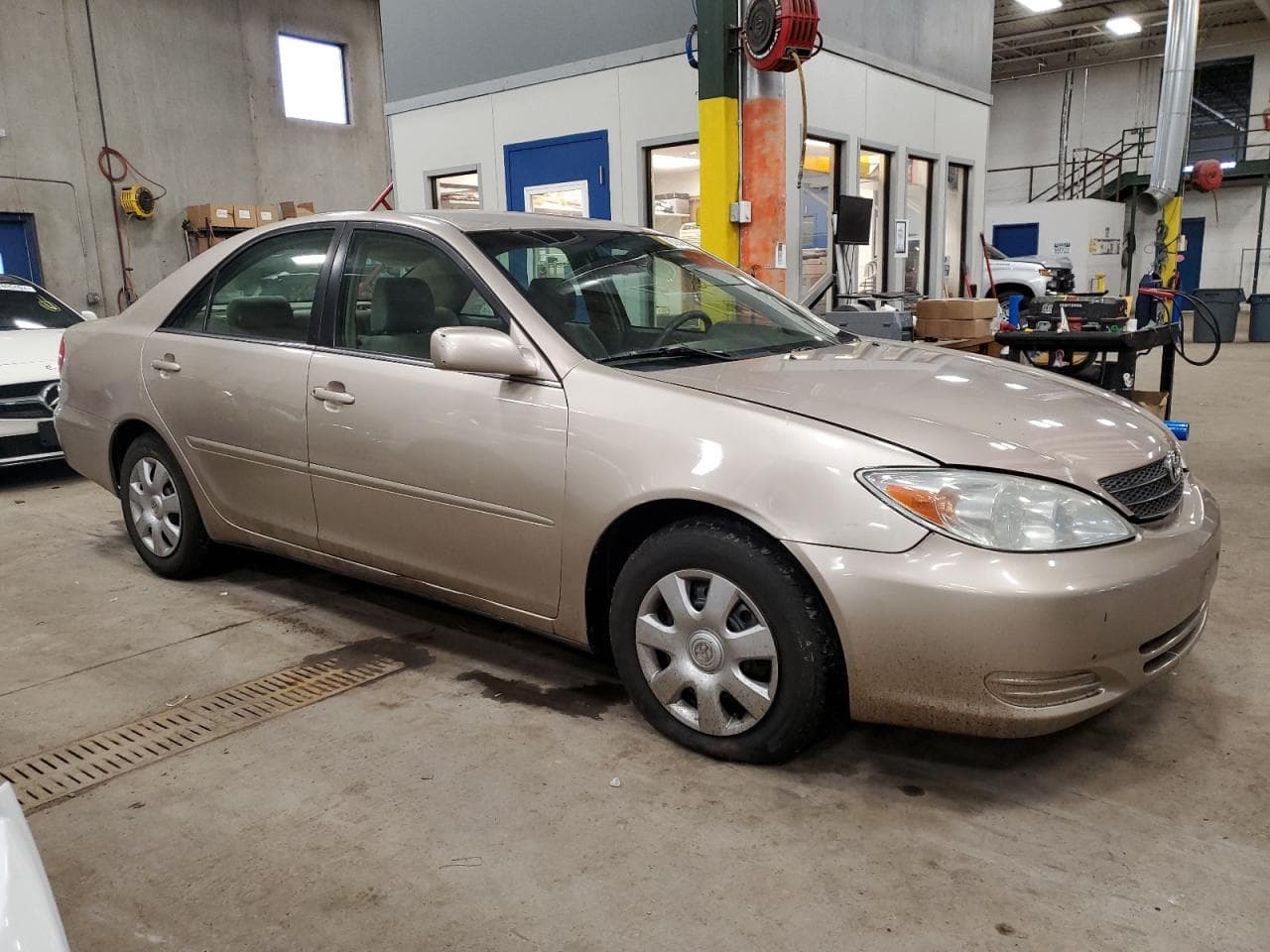 2004 Toyota Camry Le - foto 4