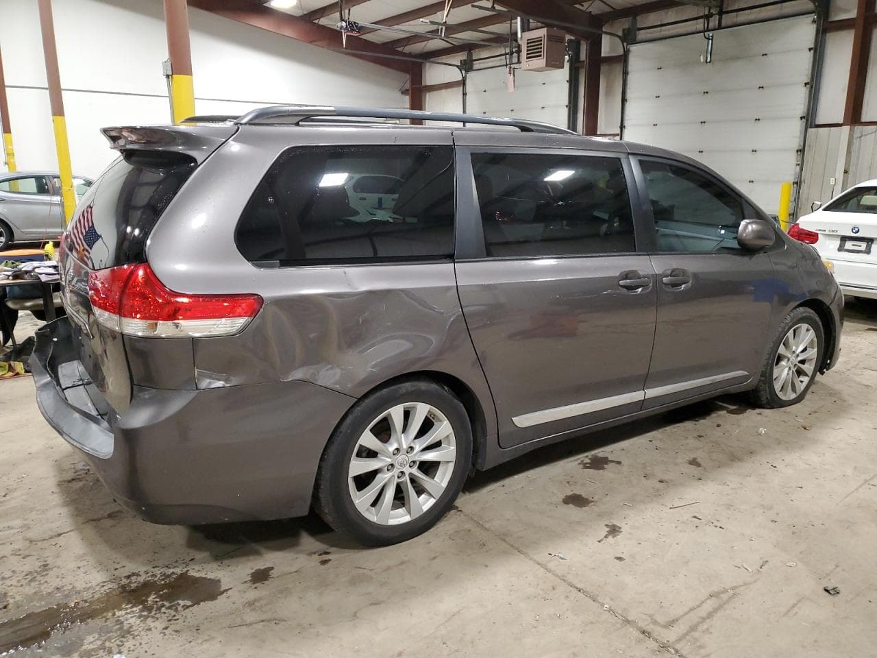 2013 Toyota Sienna Xle - foto 3