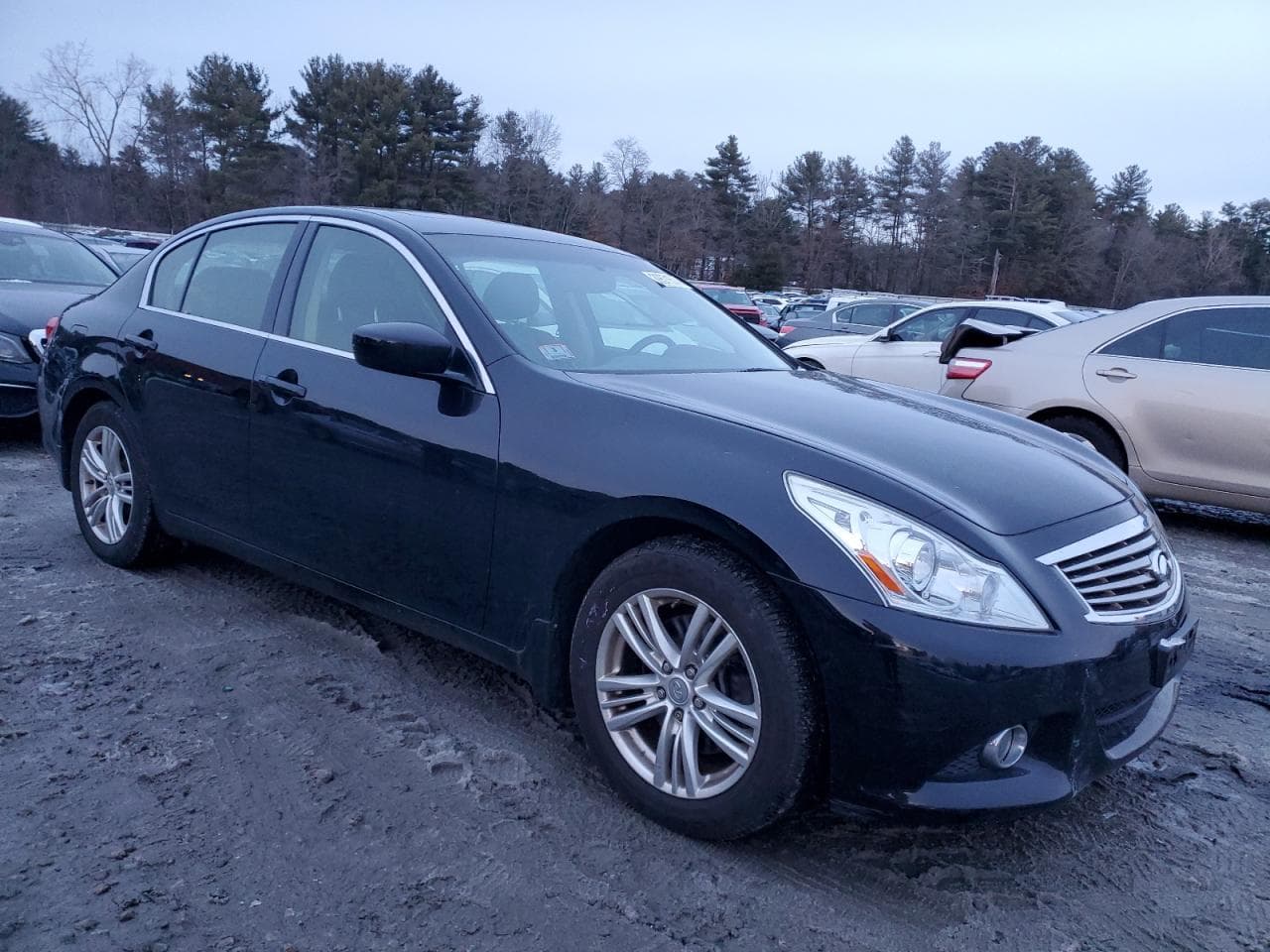 2015 Infiniti Q40 - foto 4