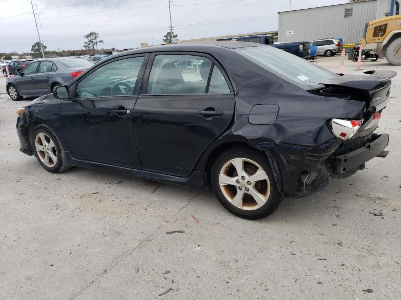 2011 Toyota Corolla Base - foto 2