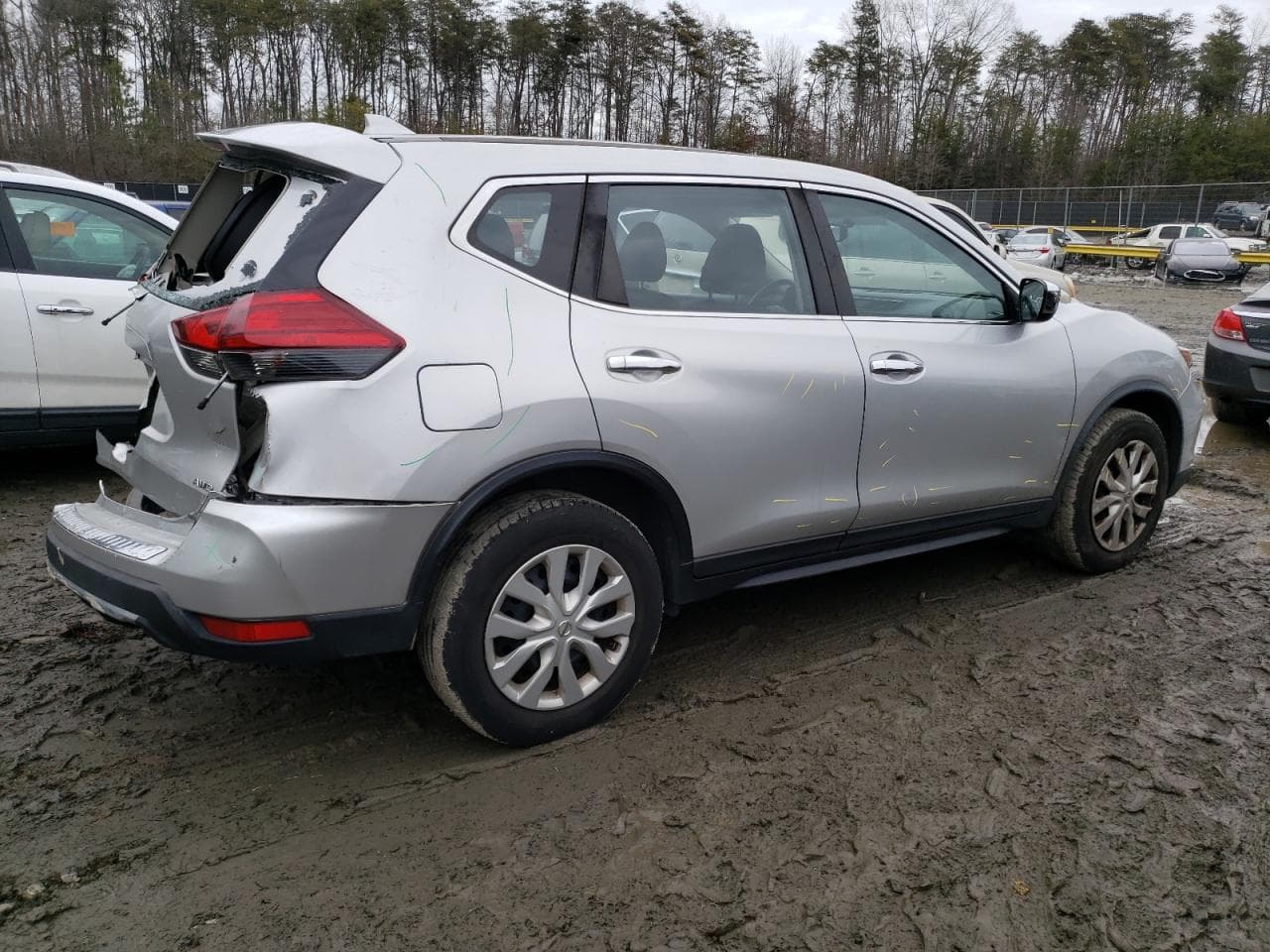 2017 Nissan Rogue S - foto 3