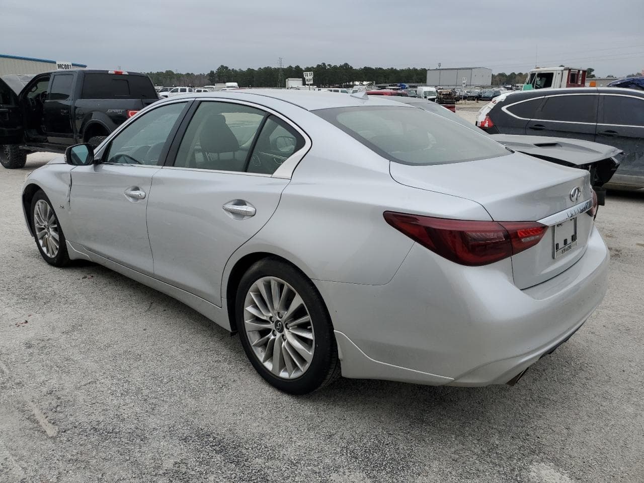2019 Infiniti Q50 3.0T Luxe - foto 2