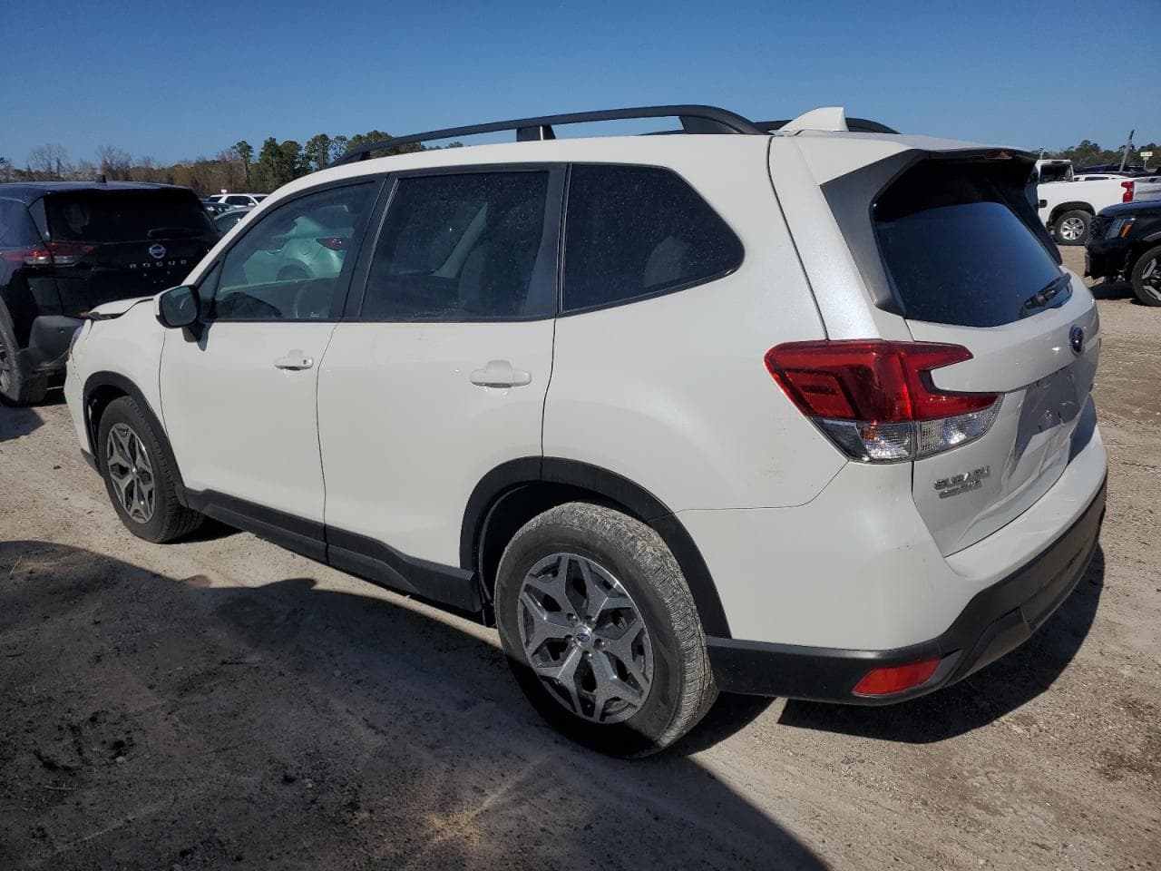 2021 Subaru Forester Premium - foto 2