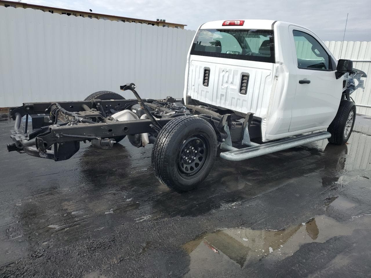 2023 Chevrolet Silverado C1500 - foto 3