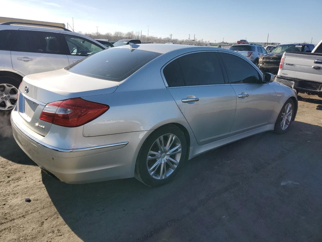 2013 Hyundai Genesis 3.8 - foto 3