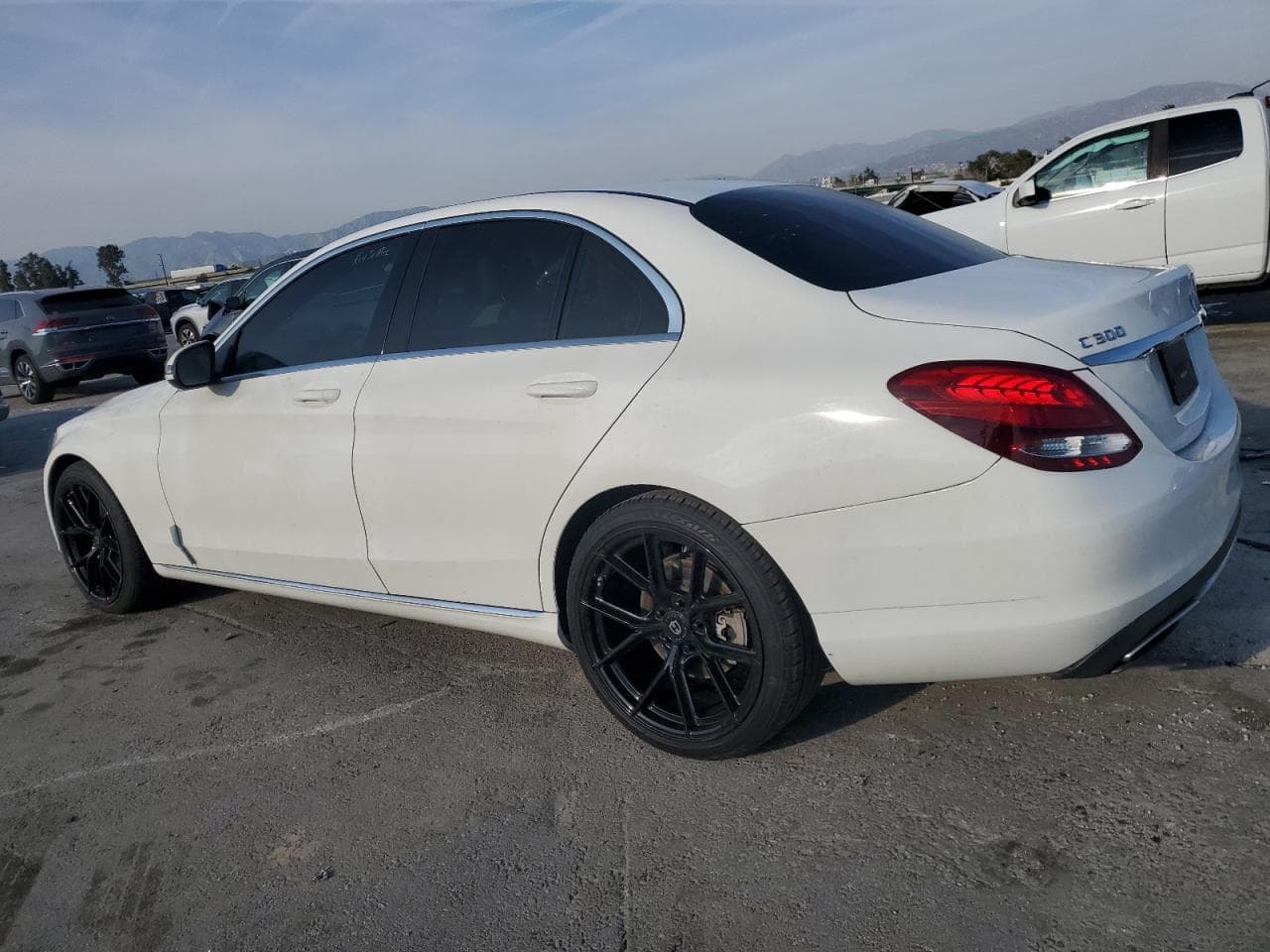 2016 Mercedes-Benz C 300 - foto 2
