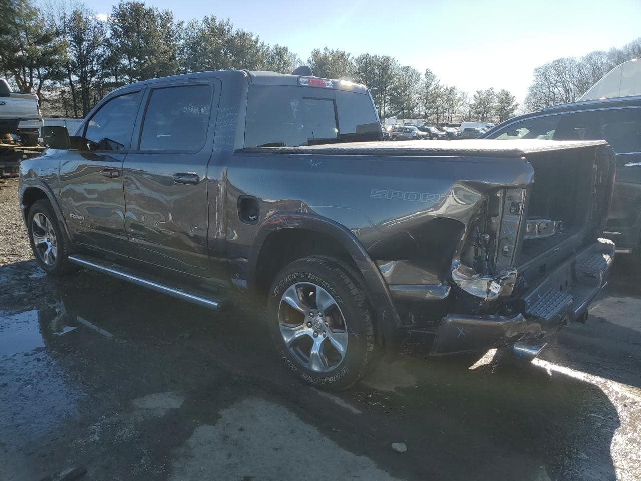 2022 Ram 1500 Laramie - foto 2