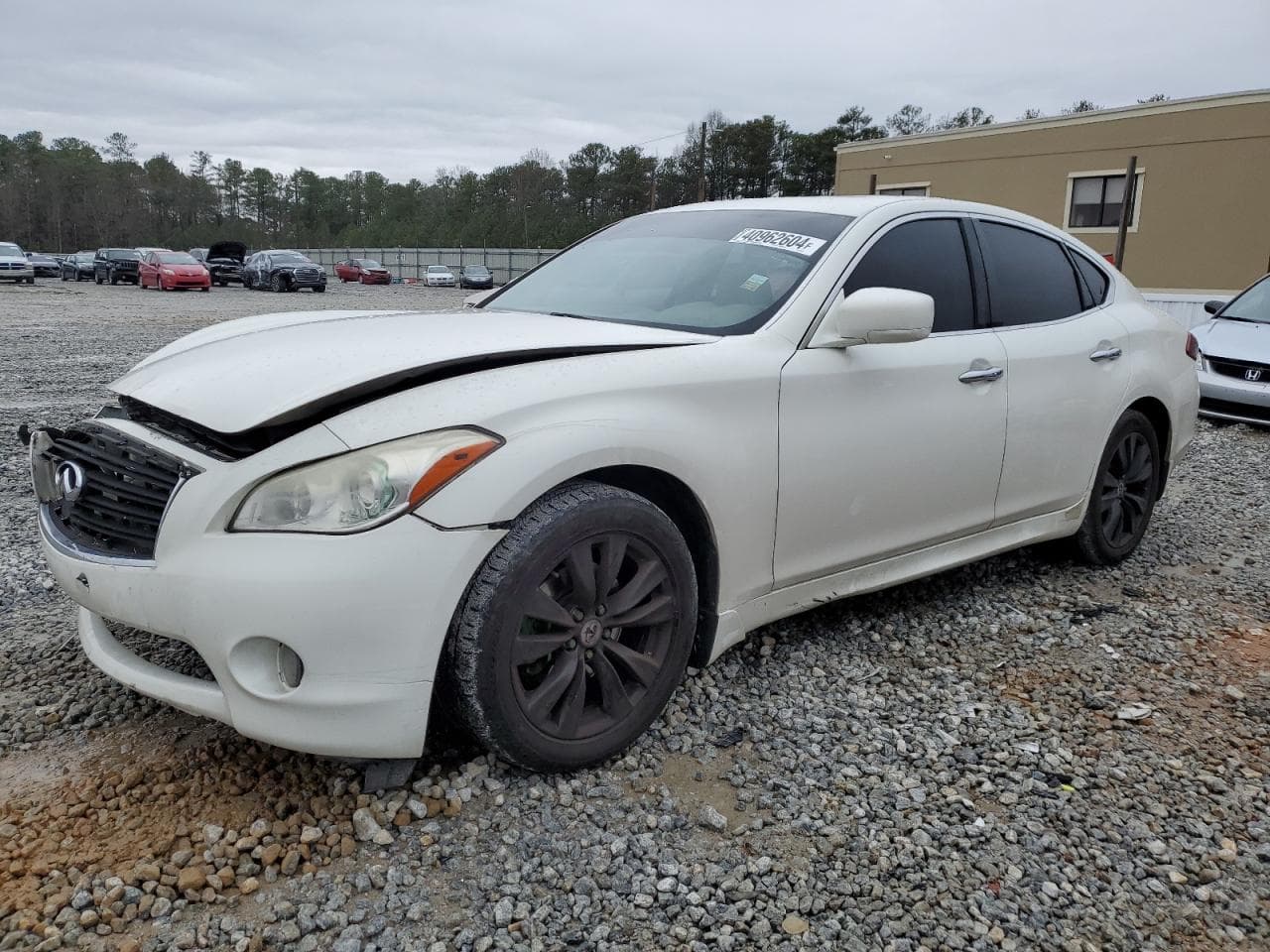 2011 Infiniti M37