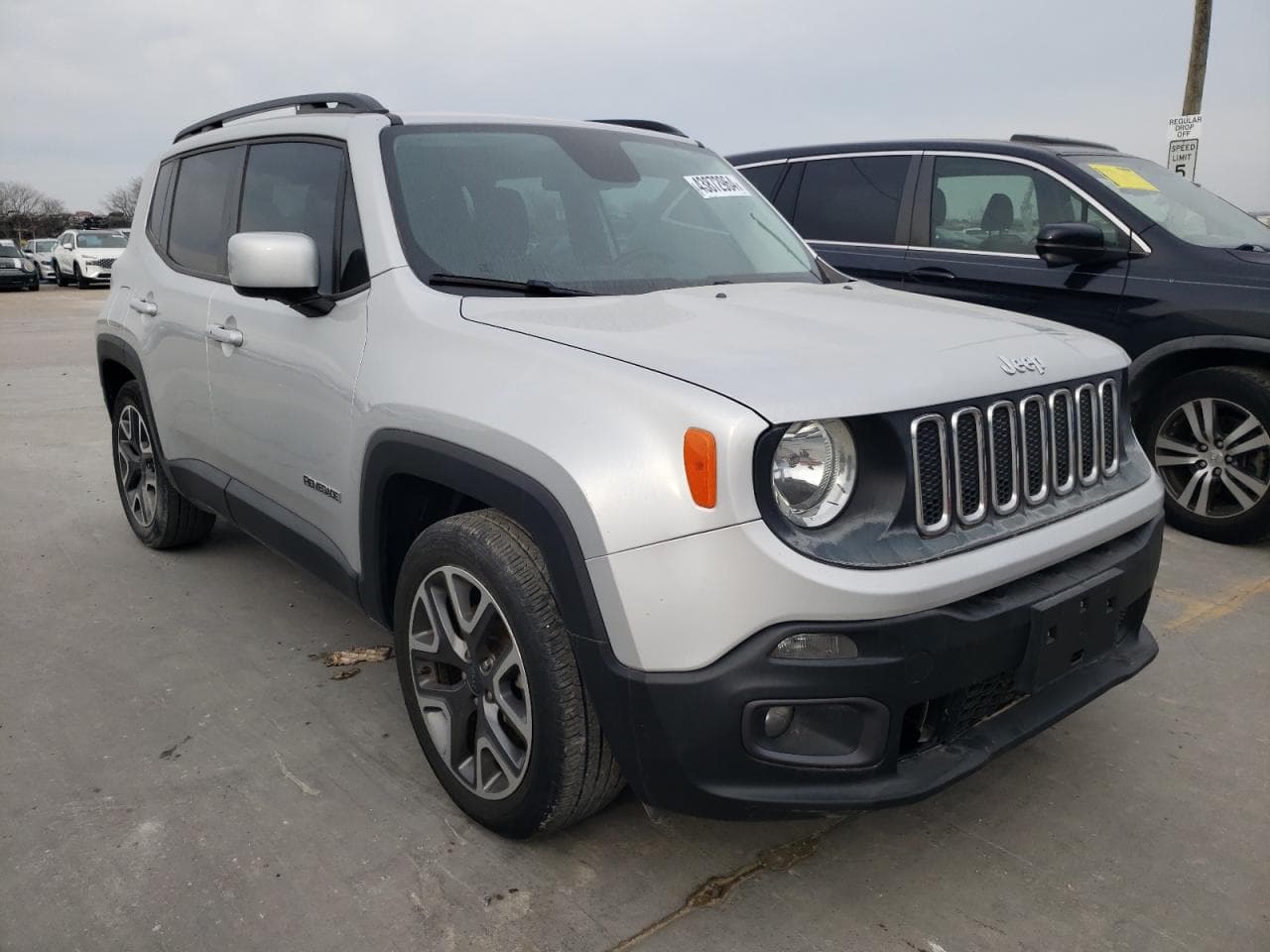 2016 Jeep Renegade Latitude - foto 4