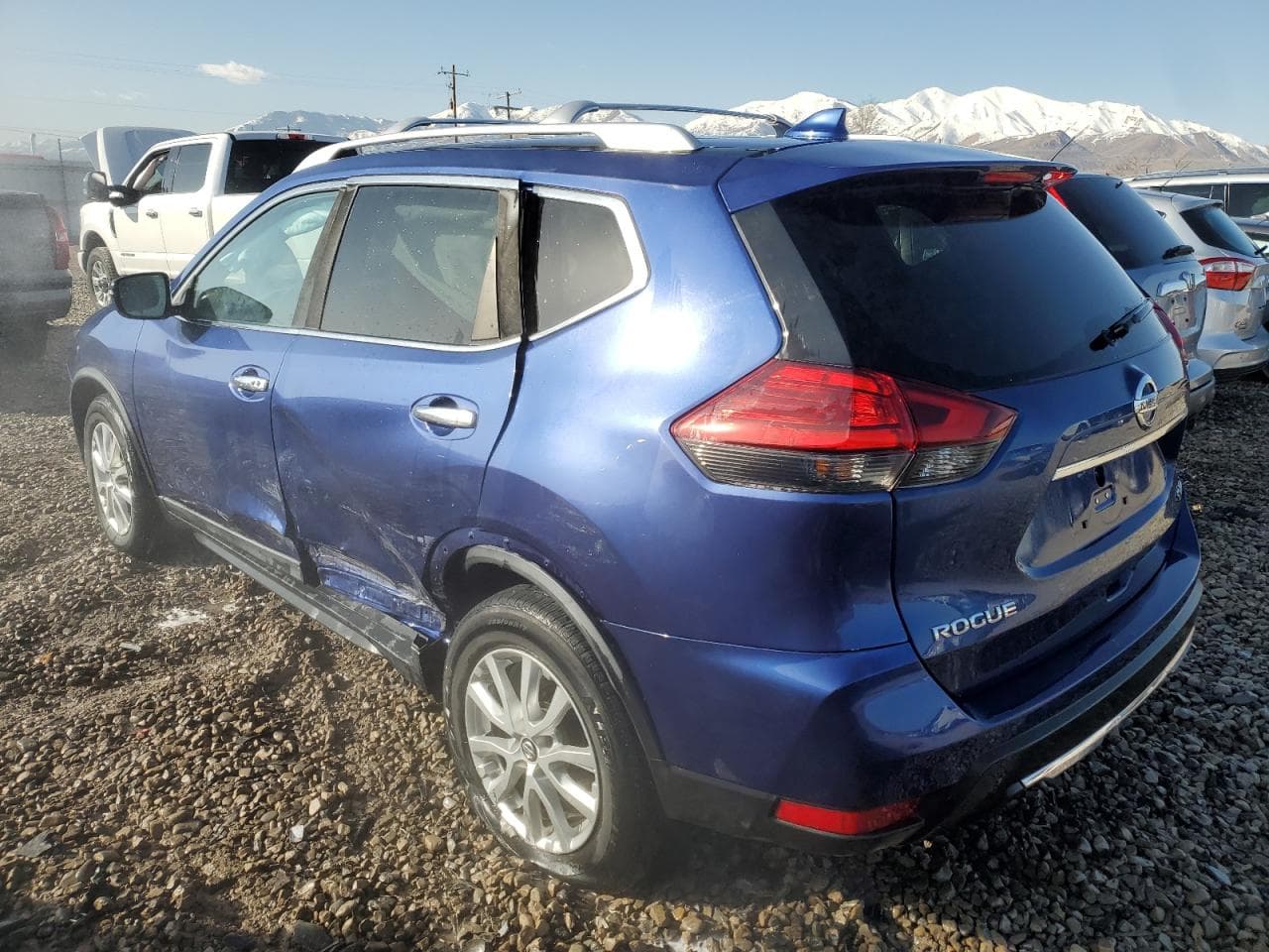 2017 Nissan Rogue S - foto 2