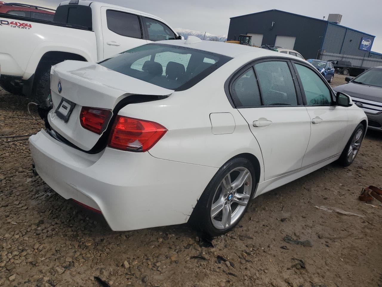 2013 BMW 328 Xi Sulev - foto 3