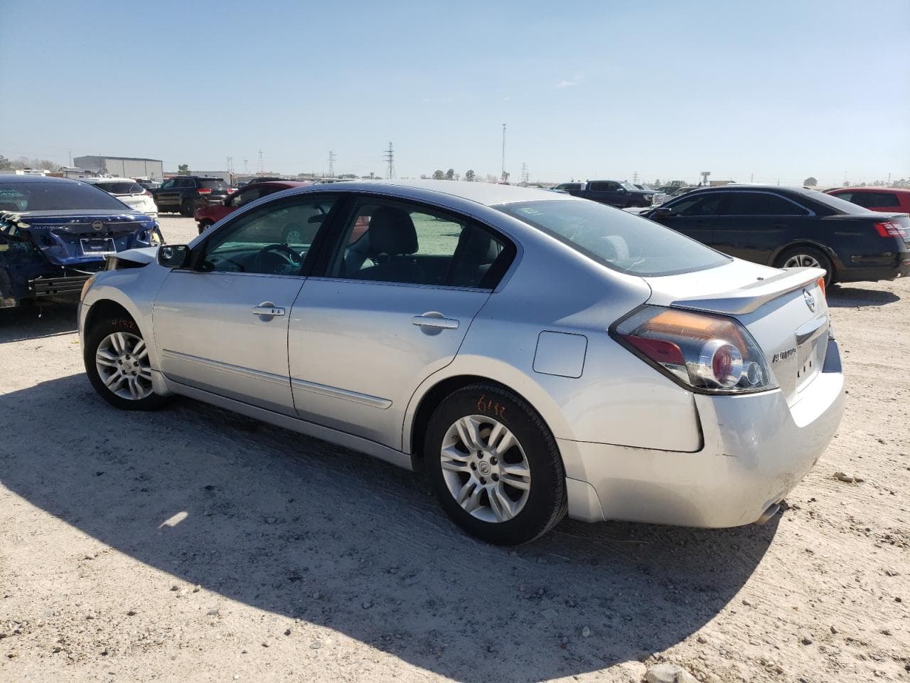 2011 Nissan Altima 2.5 S - foto 2